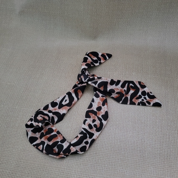 Little girls outfit size 100 - Picture 4 of 8